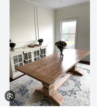 Mesa de madera rústica