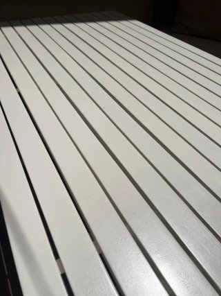 Mesa plegable de aluminio blanca