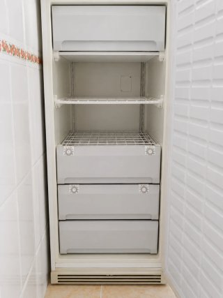 Congelador Vertical Crolls Gran Capacidad