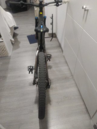 Orbea Rise Eléctrica MTB 9 meses uso.costo 6.800€