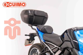 SUZUKI GSX-8R