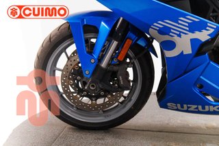 SUZUKI GSX-8R