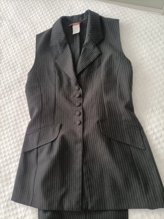 Elegante conjunto 3 piezas, diseño raya diplomátic