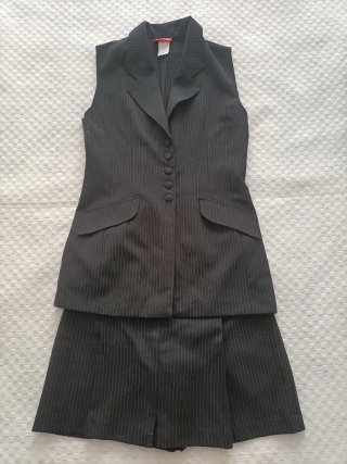Elegante conjunto 3 piezas, diseño raya diplomátic