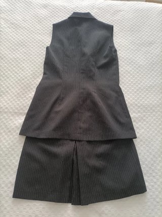 Elegante conjunto 3 piezas, diseño raya diplomátic