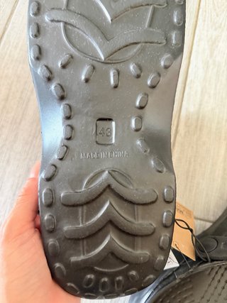 Chanclas tipo Crocs Negras Talla 43