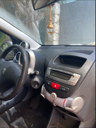 Peugeot 107 1.0 Automático - 68 CV - 91.000 km - C