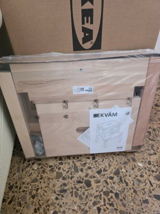 Escalera BEKVÄM IKEA Madera