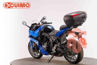 SUZUKI GSX-8R