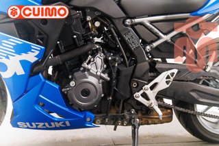 SUZUKI GSX-8R
