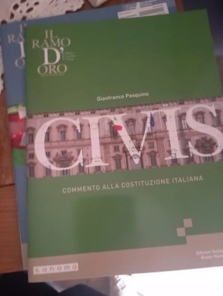 Libro di testo scuole superiori