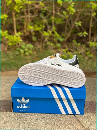 Adidas Superstar 43 sin estrenar