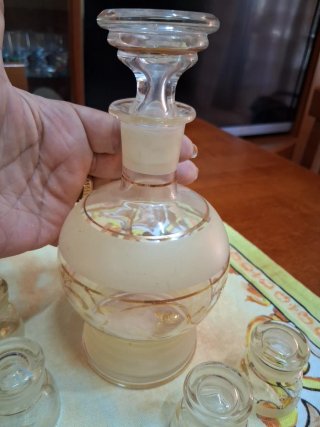 Set bottiglia e 5 bicchierini vintage anni 60