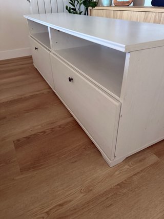Mueble TV y vitrina Ikea
