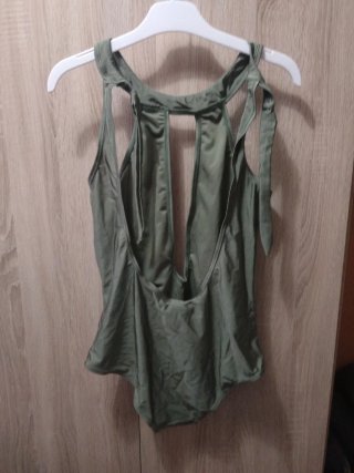 Bañador mujer sexy verde, amplio escote