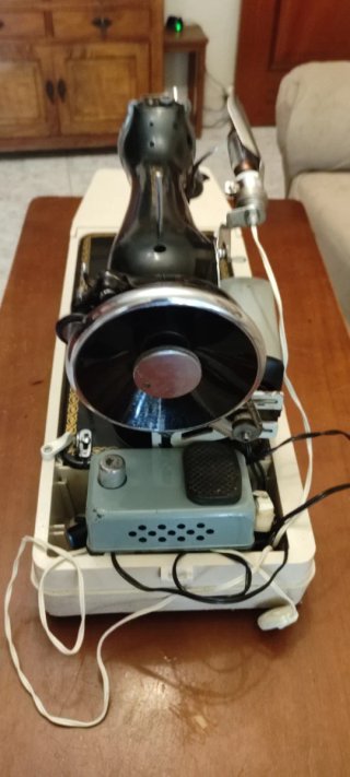 Máquina de coser ALFA funciona perfecta + maleta