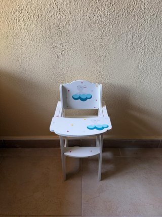 Conjunto muebles muñecos: cuna, armario, trona