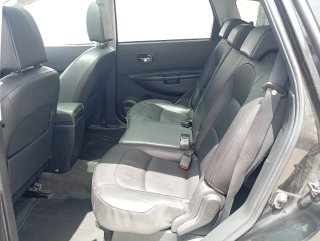 Nissan Qashqai+2 2010