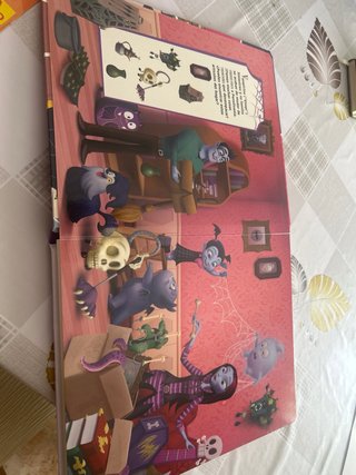 MI PRIMER BUSCA Y ENCUENTRA VAMPIRINA M1LF