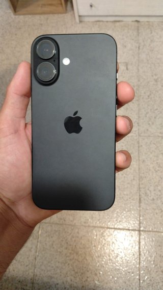 iPhone 16 256GB