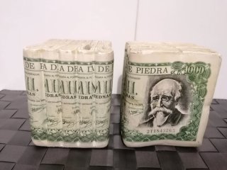 Huchas de escayola Banco de Piedras.