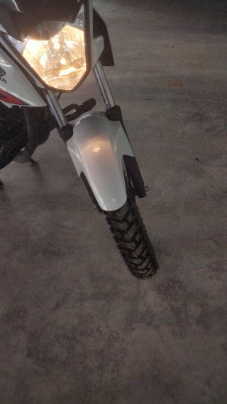 Honda CB 125F Blanca