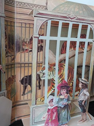 Cuento diorama un día en el Zoo