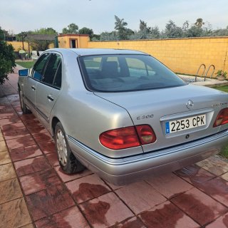 Mercedes-Benz Classe E (214) 1999