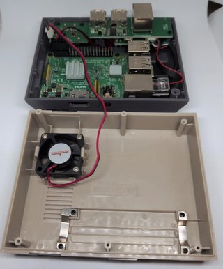 Raspberry Pi 3 B + NESPi Case Retroflag
