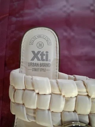 SANDALIAS DE MUJER MARCA XTI