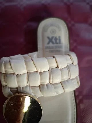 SANDALIAS DE MUJER MARCA XTI