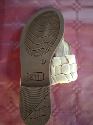 SANDALIAS DE MUJER MARCA XTI