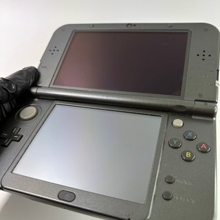 New nintendo 3DS XL nero con problema
