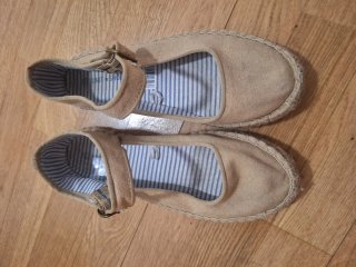 Merceditas beige