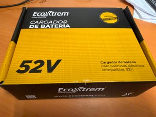 Cargador EcoXtrem 52V Patinete Eléctrico