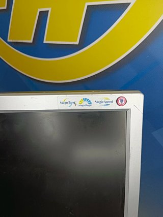 Monitor Samsung SyncMaster 713м 17