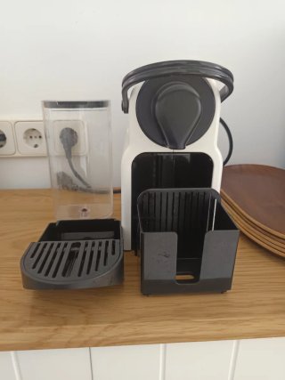 Cafetera Nespresso Inissia Krups Blanca