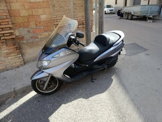 Yamaha majesty 400cc año 2008 79000k