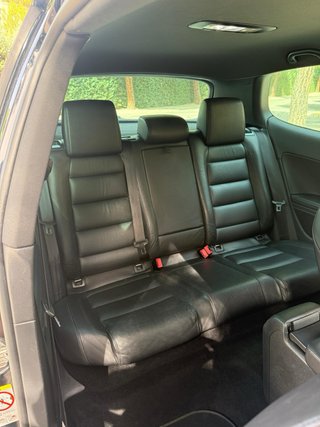 Volkswagen Golf GTI 2011