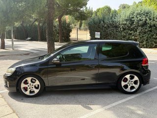 Volkswagen Golf GTI 2011