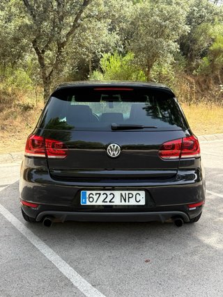 Volkswagen Golf GTI 2011