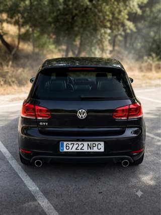 Volkswagen Golf GTI 2011