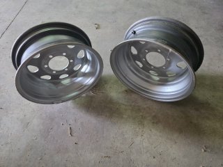 Llantas Nissan Patrol r16"