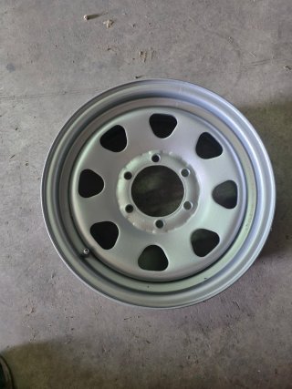 Llantas Nissan Patrol r16"