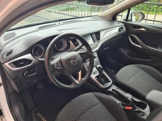 Opel Astra 2015