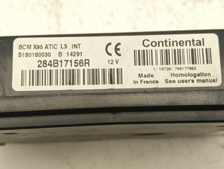CAJA RELES / FUSIBLES RENAULT MEGANE III BERLINA