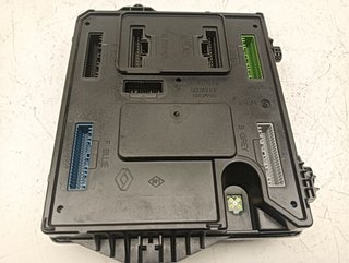 CAJA RELES / FUSIBLES RENAULT MEGANE III BERLINA