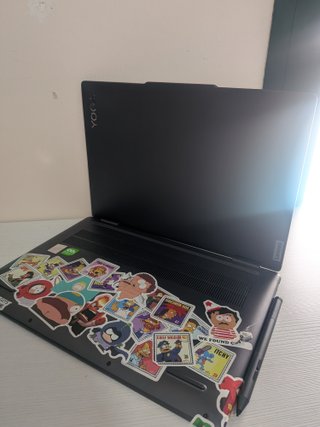 Lenovo Yoga 7 2-in-1 14IML9 con Garanzia