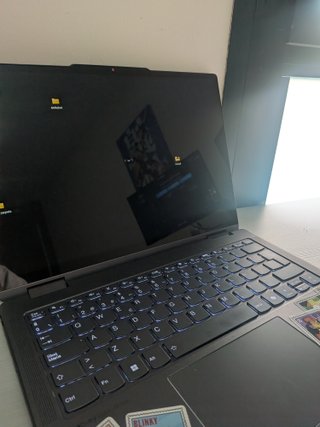 Lenovo Yoga 7 2-in-1 14IML9 con Garanzia