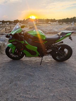 Kawasaki Ninja ZX-10R Sportbike Verde/Negra